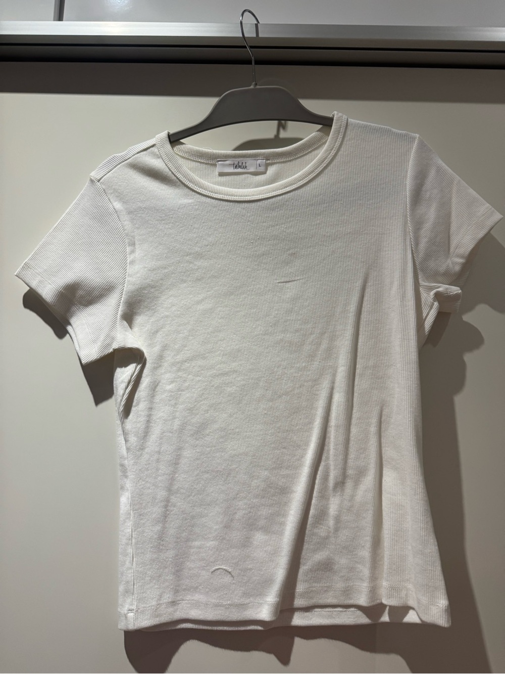 White Ribbed Crew Neck Tee - NEVER WORN